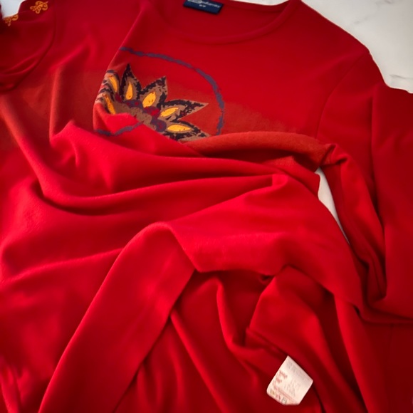 Vintage Y2K maternity collection, red graphic jersey knit top - Picture 11 of 12